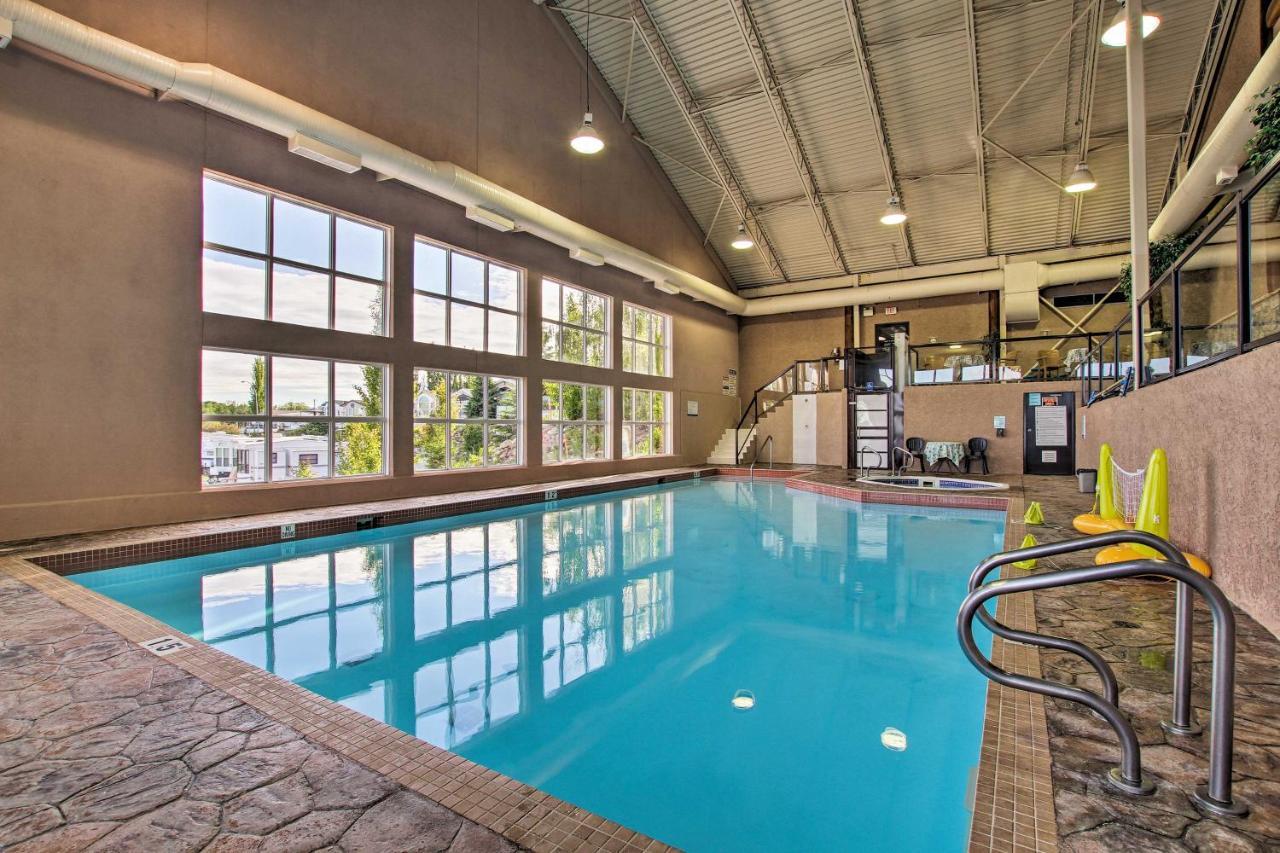 فيلا Whispering Pines Cabin With Pool, Lake And Golf Access! Pine Lake المظهر الخارجي الصورة